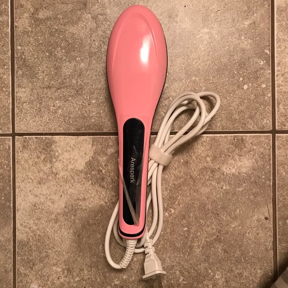 Hair Straightening Brush - Picture 2 of 2